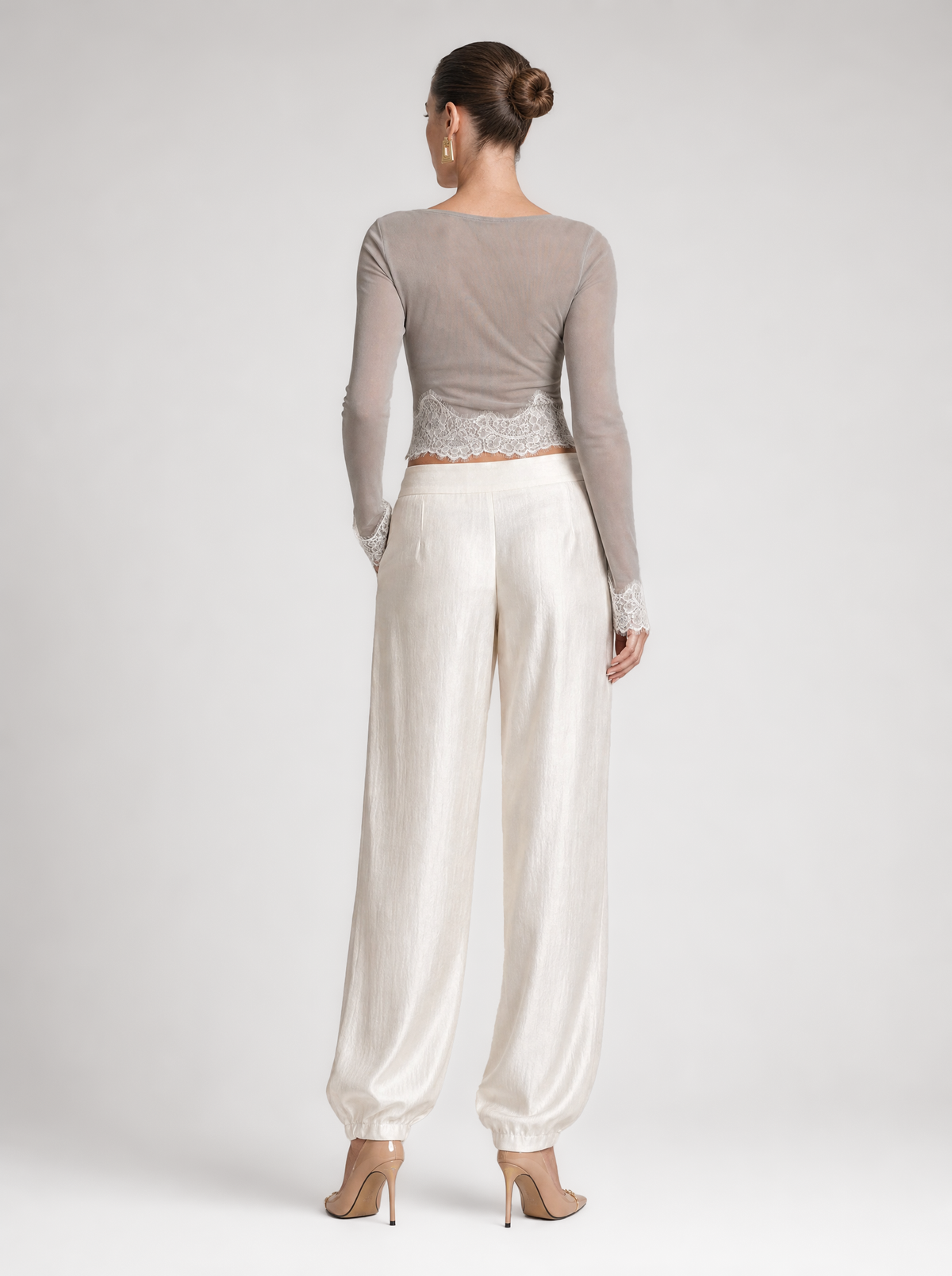 CAELIA MESH TOP  |  LIGHT GREY  (210031)