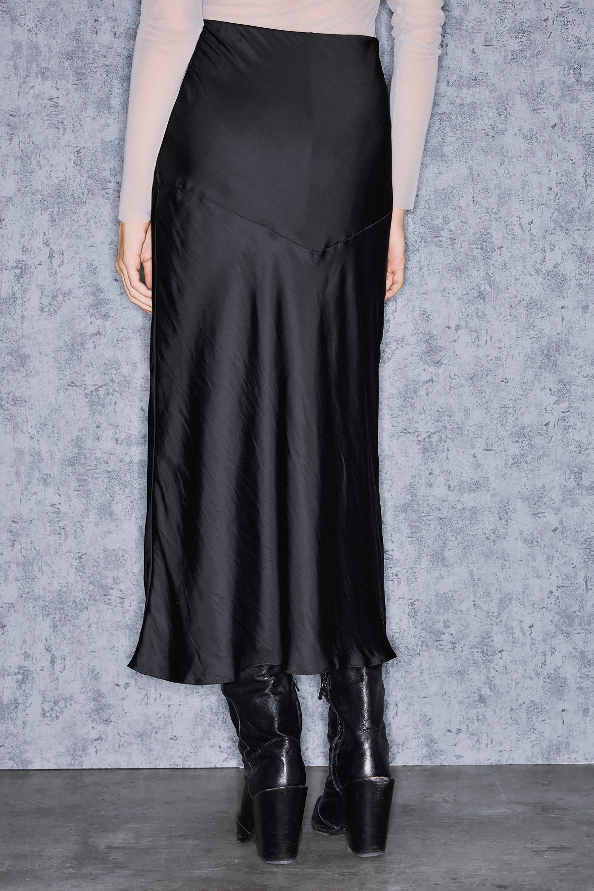 ZELANI  SKIRT | BLACK  (19023)