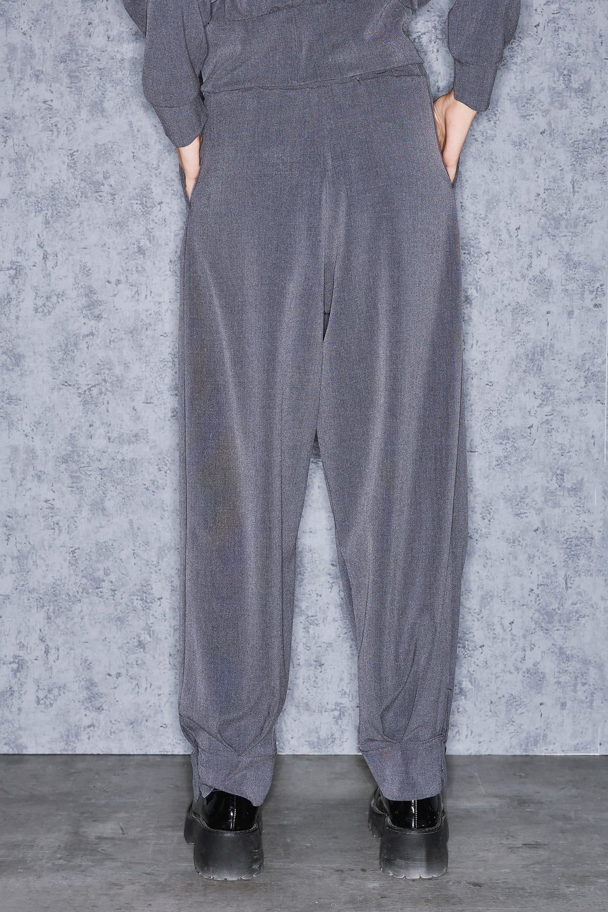 ORABEL BARREL PANTS | CHARCOAL GREY (19018B)