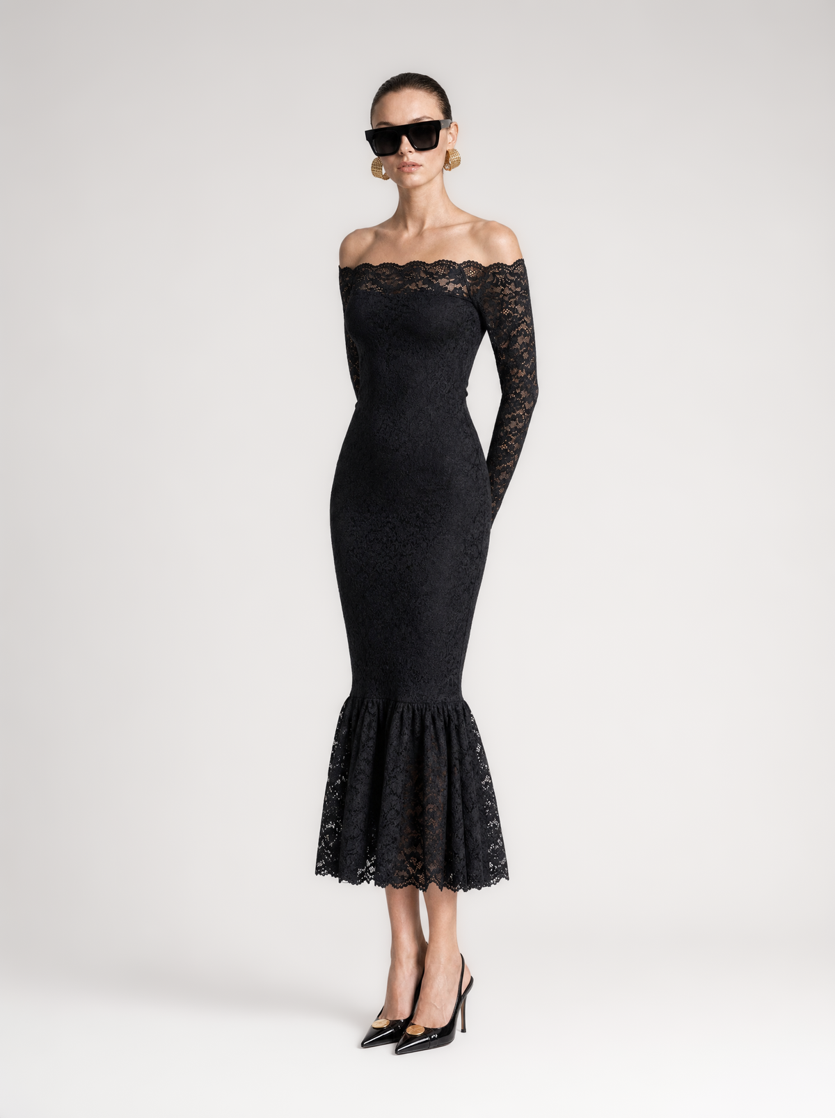VANESSA VELVET LACE DRESS  |  BLACK  (210005)