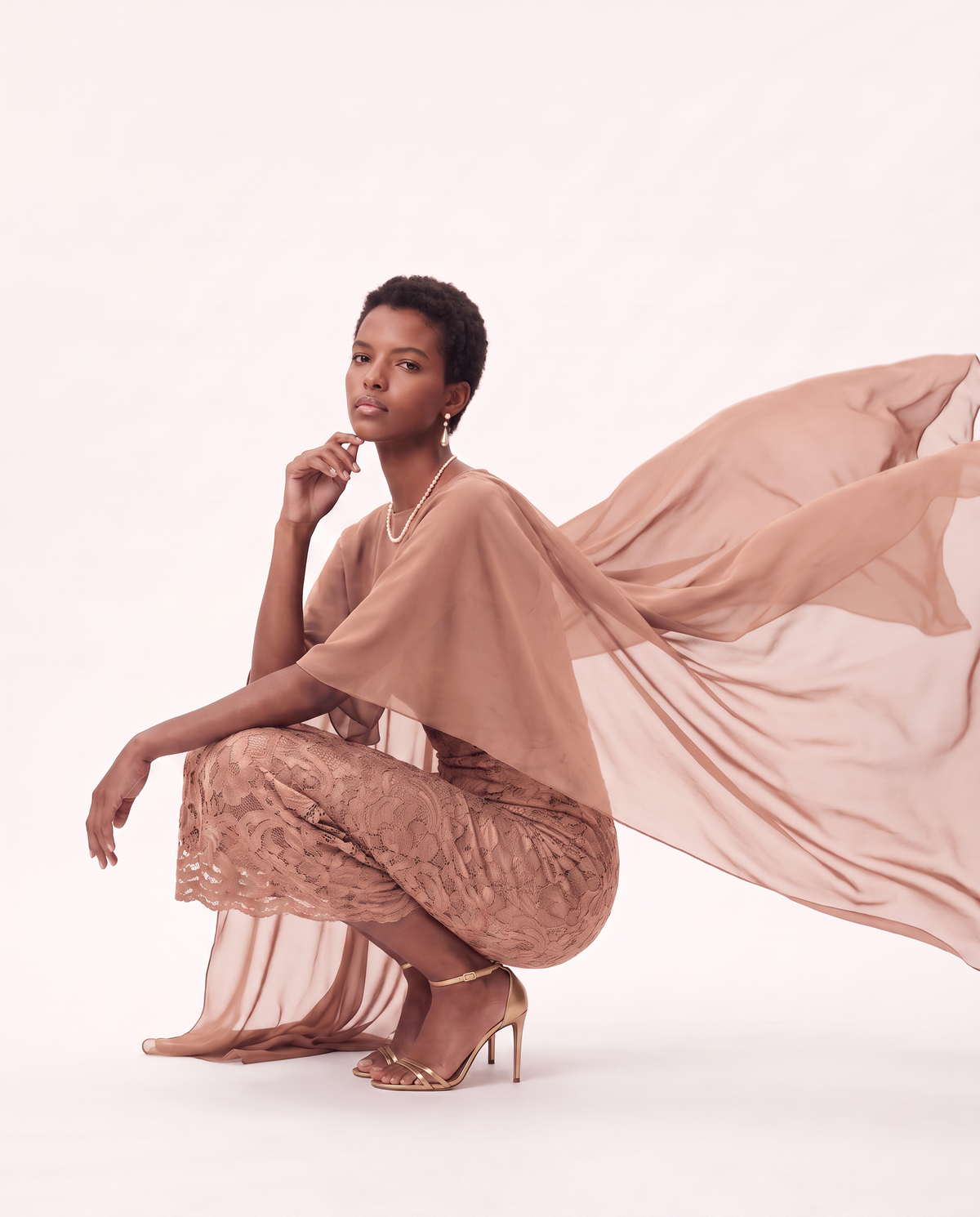LIVIA CAPE  |  ROSE TAUPE  (20028)
