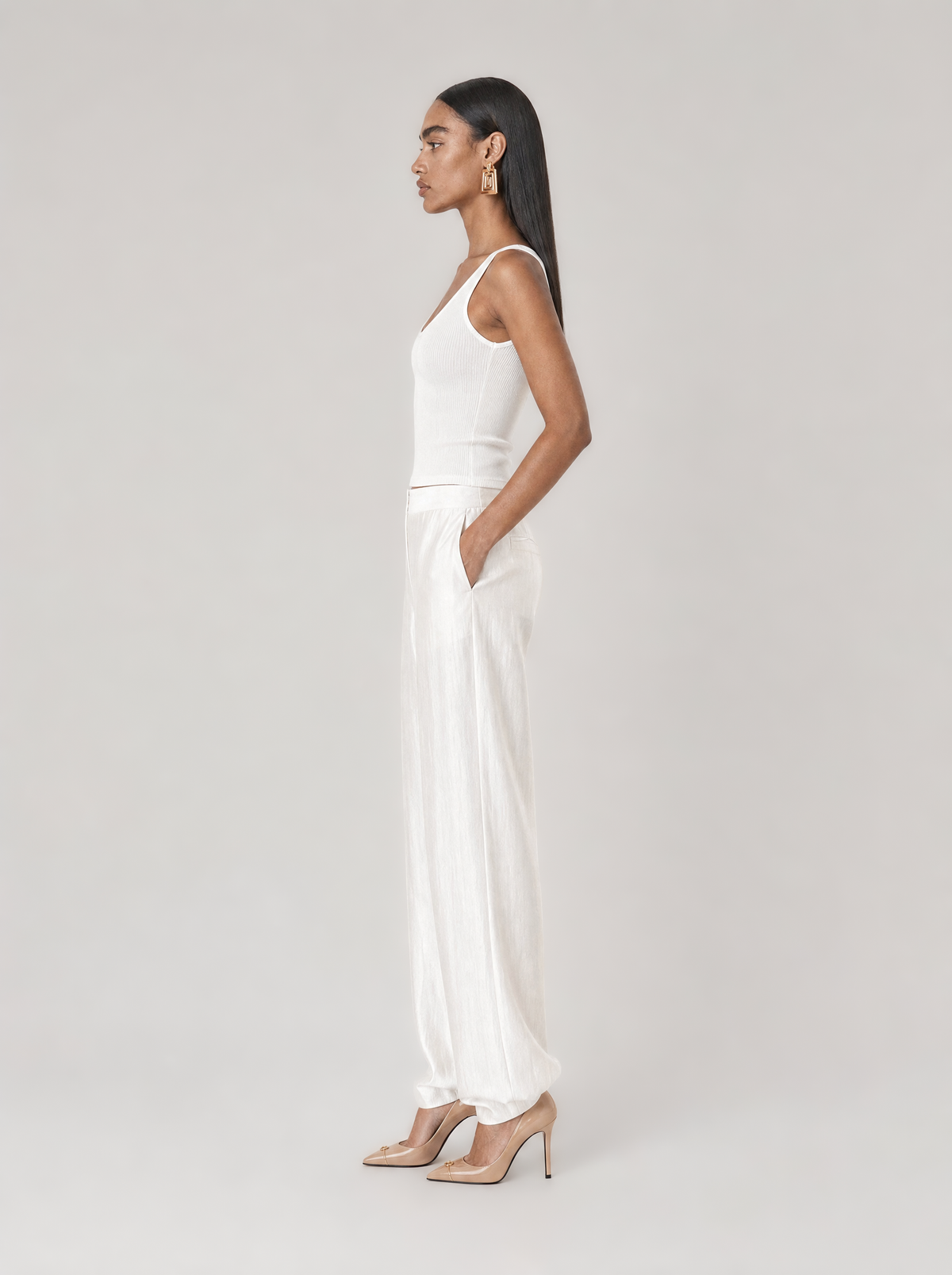 NOVA TANK  |  IVORY  (210021)